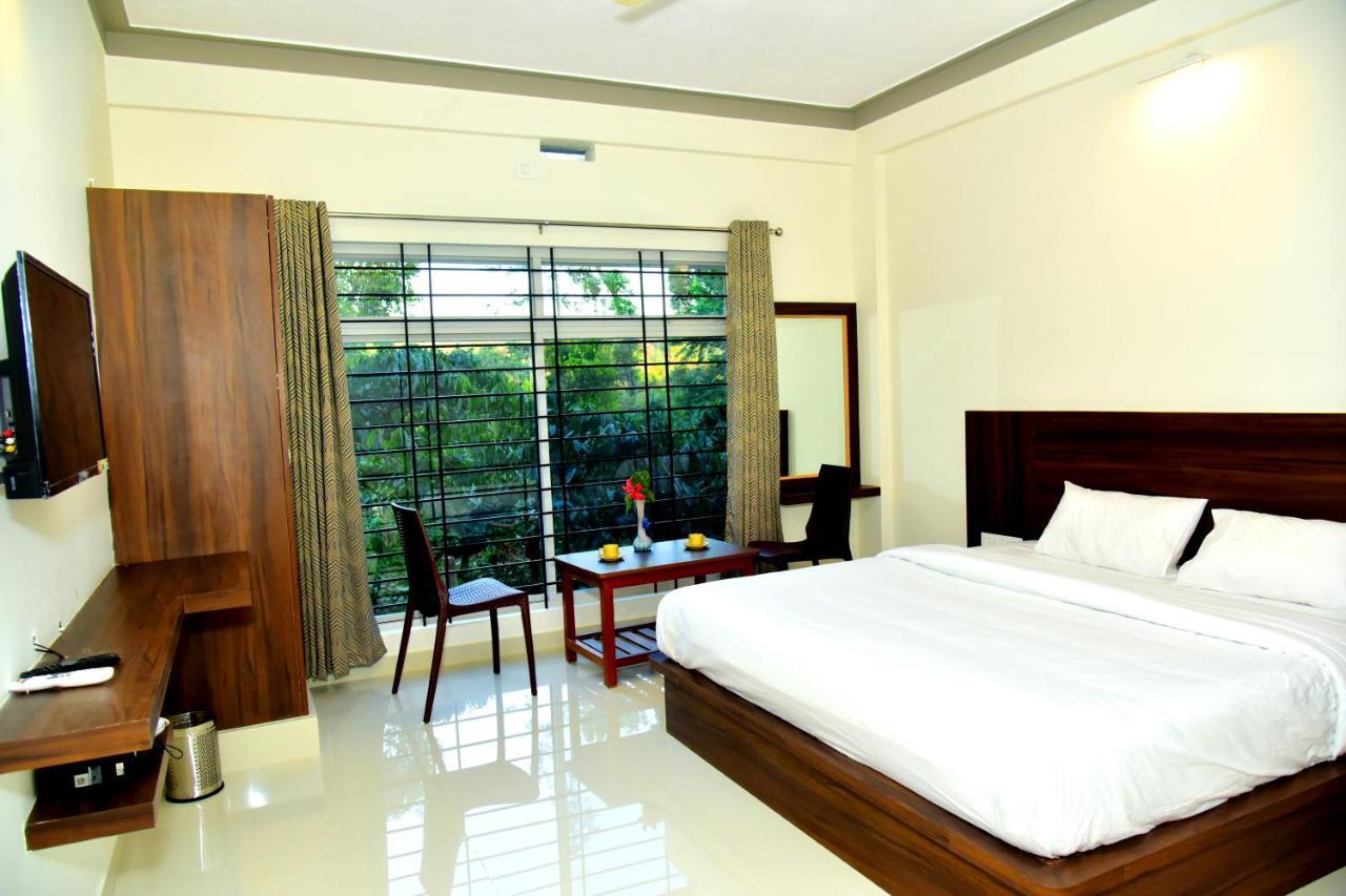 Grand Misty Heaven Villa Madikeri Eksteriør billede