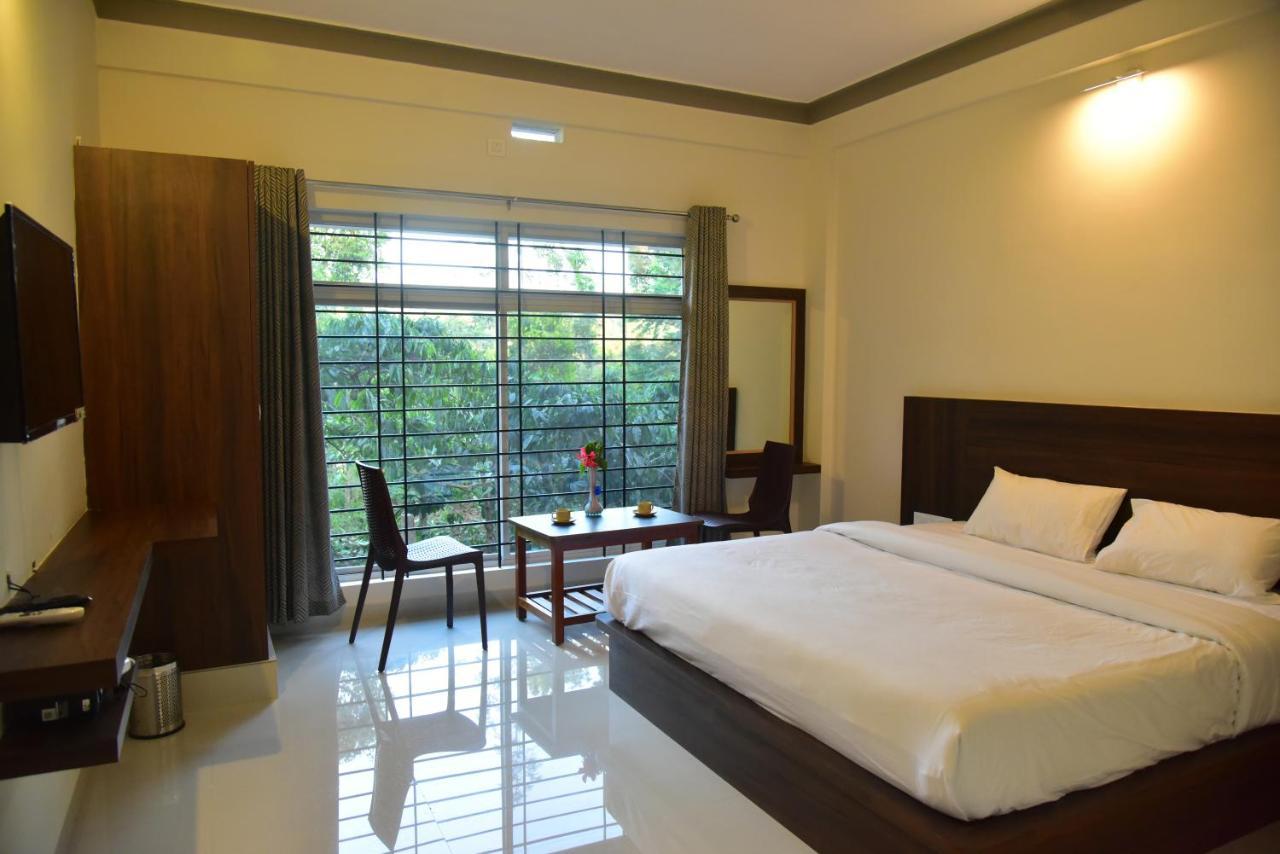 Grand Misty Heaven Villa Madikeri Eksteriør billede
